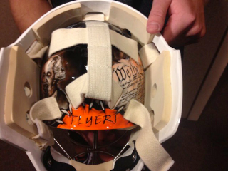 Illustration for article titled Steve Mason's Goalie Mask Features Zombified American Patriots